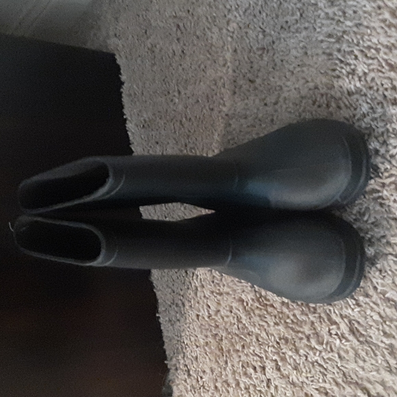 Kids rain boots size 2 black - Picture 1 of 1